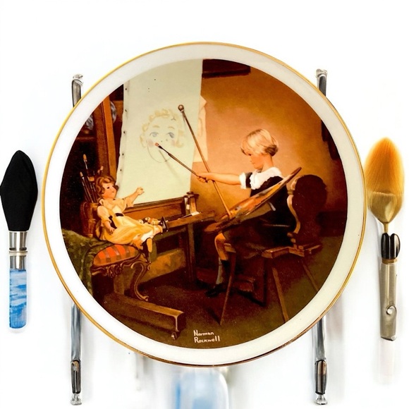 Limited Edition Norman Rockwell Collector Series Plate “Artist Daughter” - Picture 4 of 12